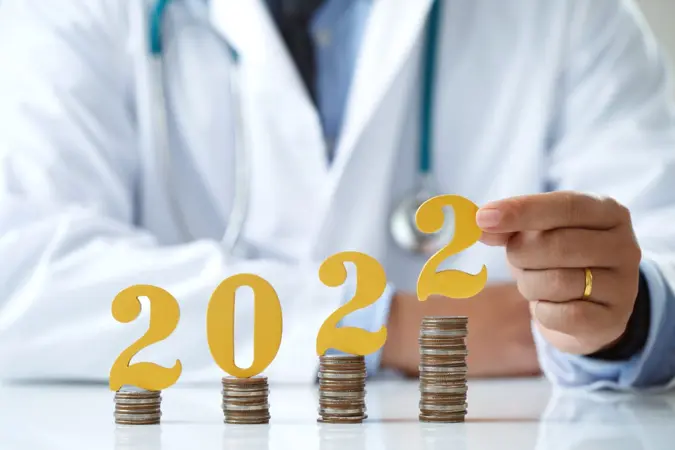 Medical Post rappelle aux médecins qu'il existe potentiellement de meilleures façons d'épargner pour la retraite qu'avec un REER